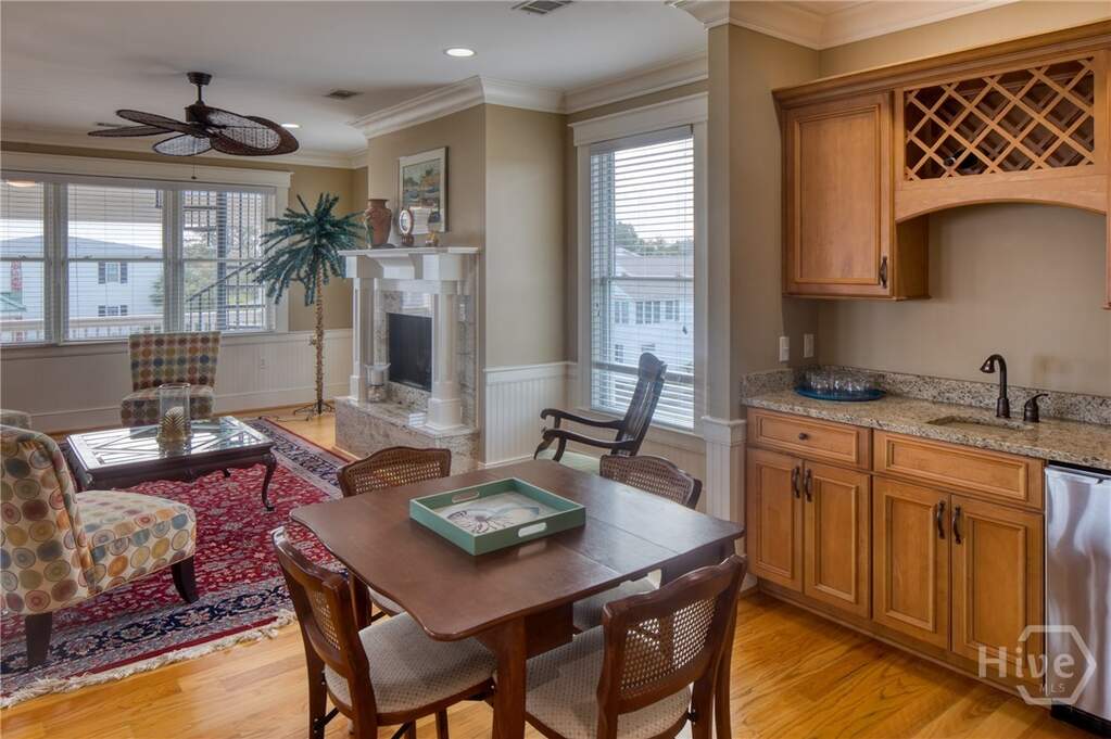 5 Bedroom Single Family Home/House's Image 29