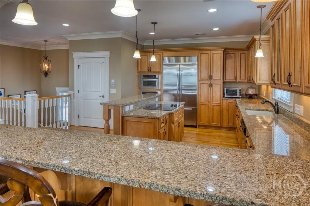 5 Bedroom Single Family Home/House's Image 31