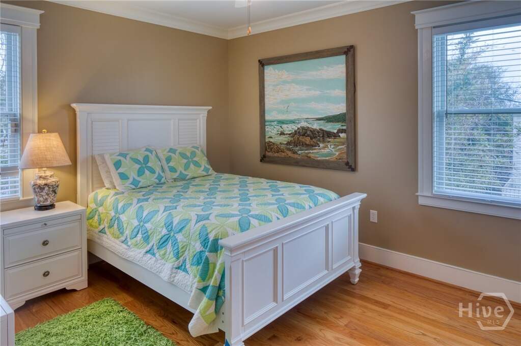 5 Bedroom Single Family Home/House's Image 39