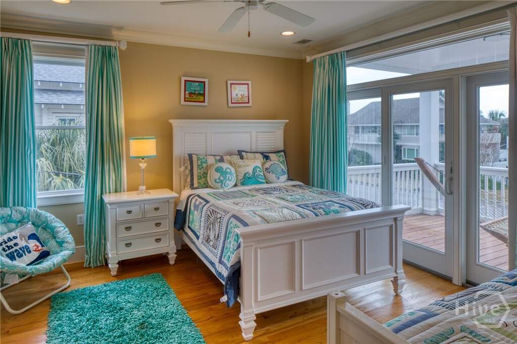 5 Bedroom Single Family Home/House's Image 43