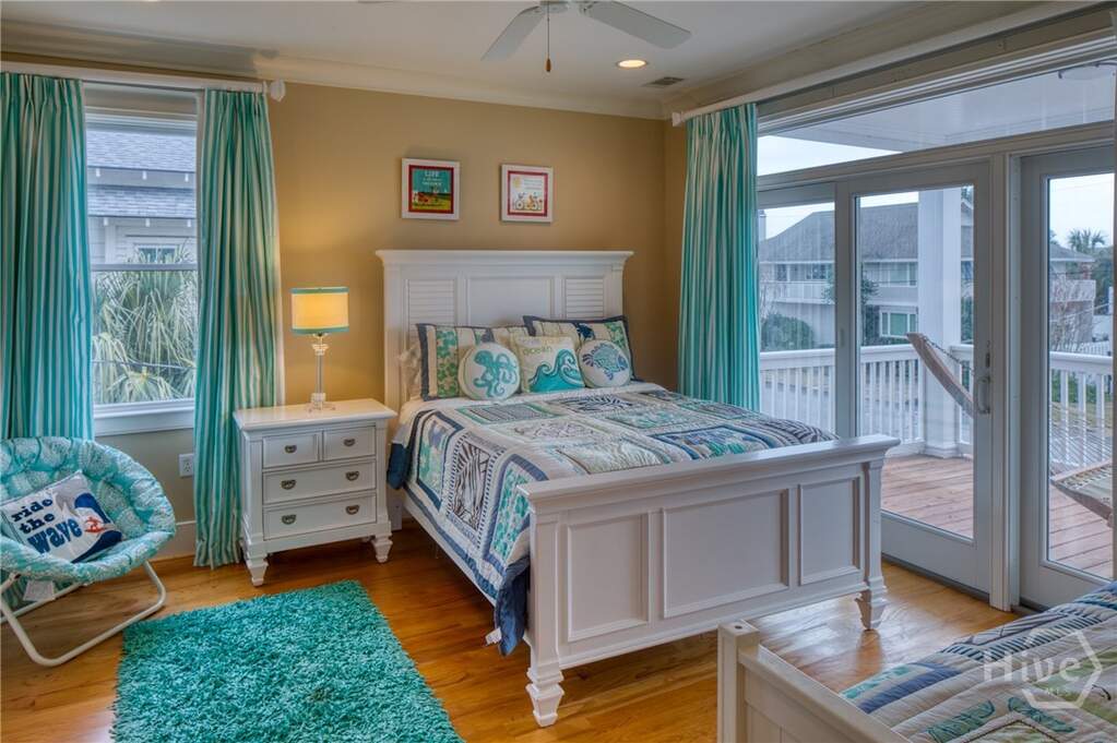 5 Bedroom Single Family Home/House's Image 44
