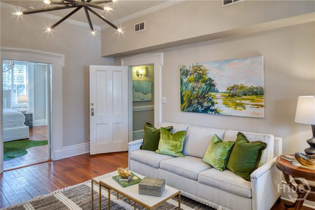 4 Bedroom Villa/Townhouse's Image 16