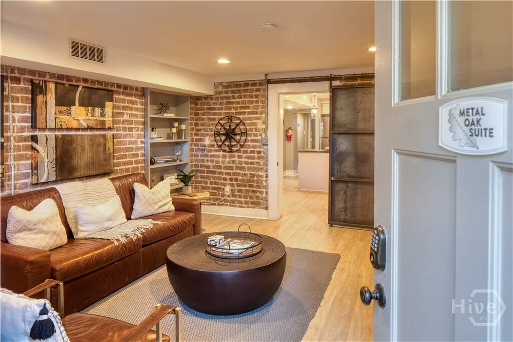 4 Bedroom Villa/Townhouse's Image 36
