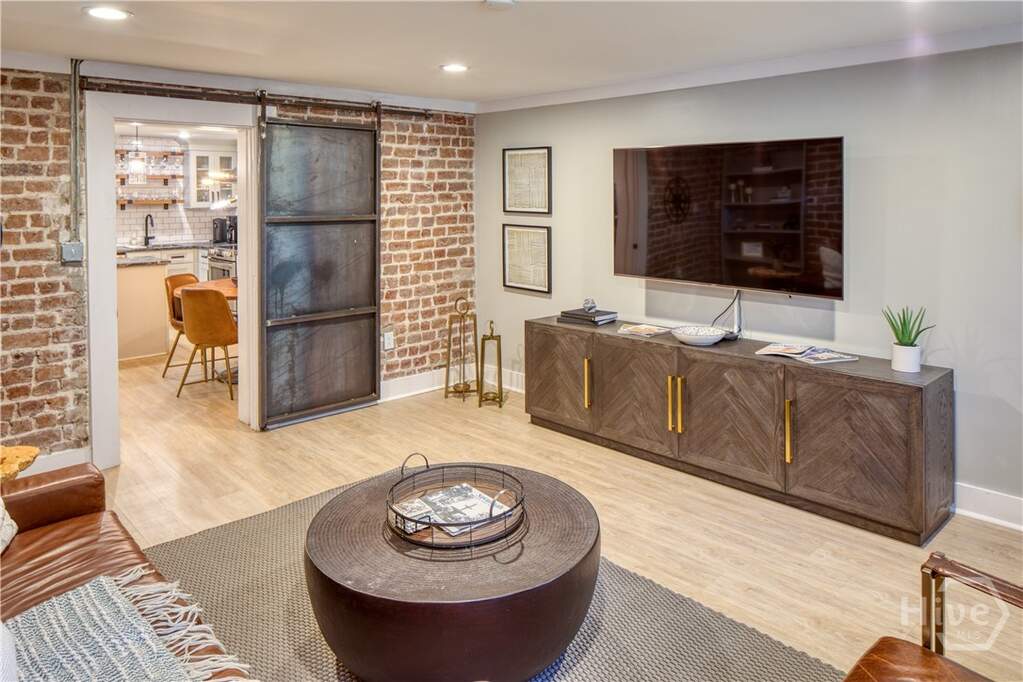 4 Bedroom Villa/Townhouse's Image 37