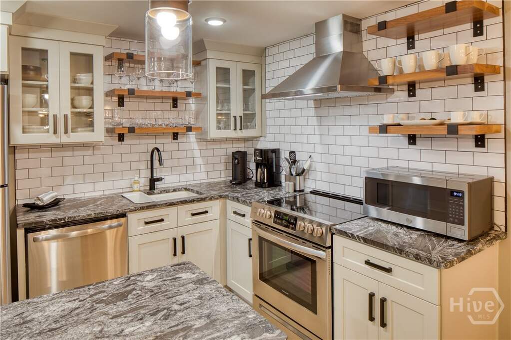 4 Bedroom Villa/Townhouse's Image 40
