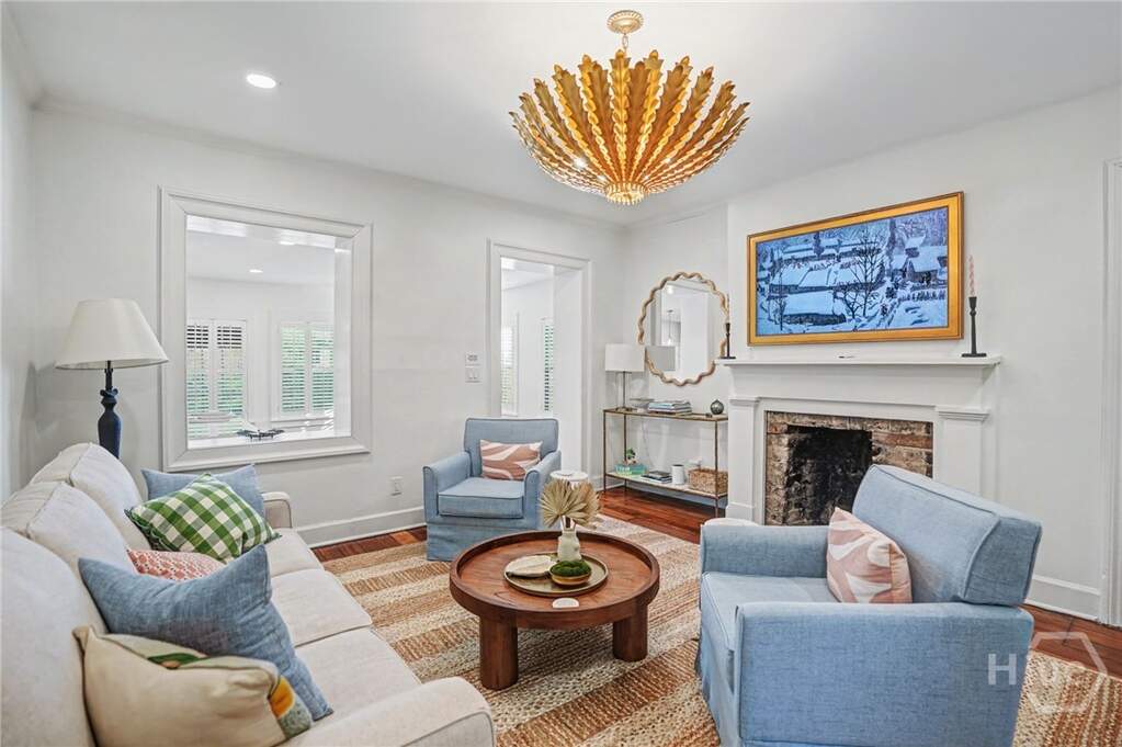 4 Bedroom Villa/Townhouse's Image 3