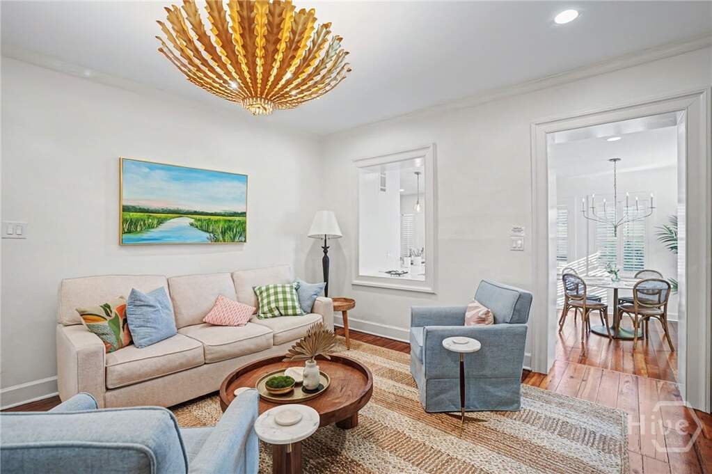 4 Bedroom Villa/Townhouse's Image 4