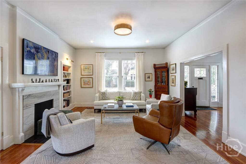4 Bedroom Single Family Home/House's Image 9