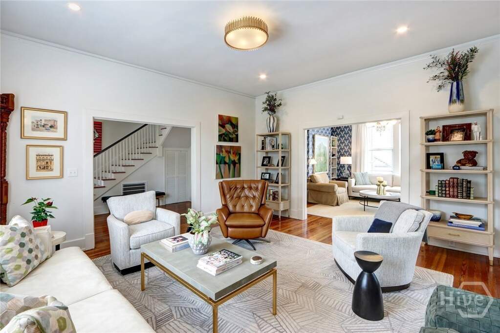 4 Bedroom Single Family Home/House's Image 11