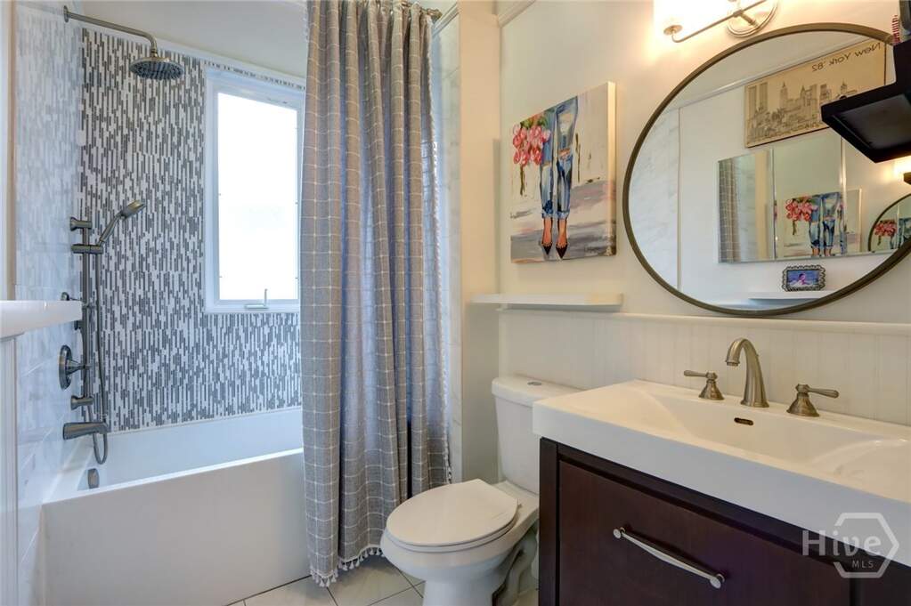 4 Bedroom Single Family Home/House's Image 30