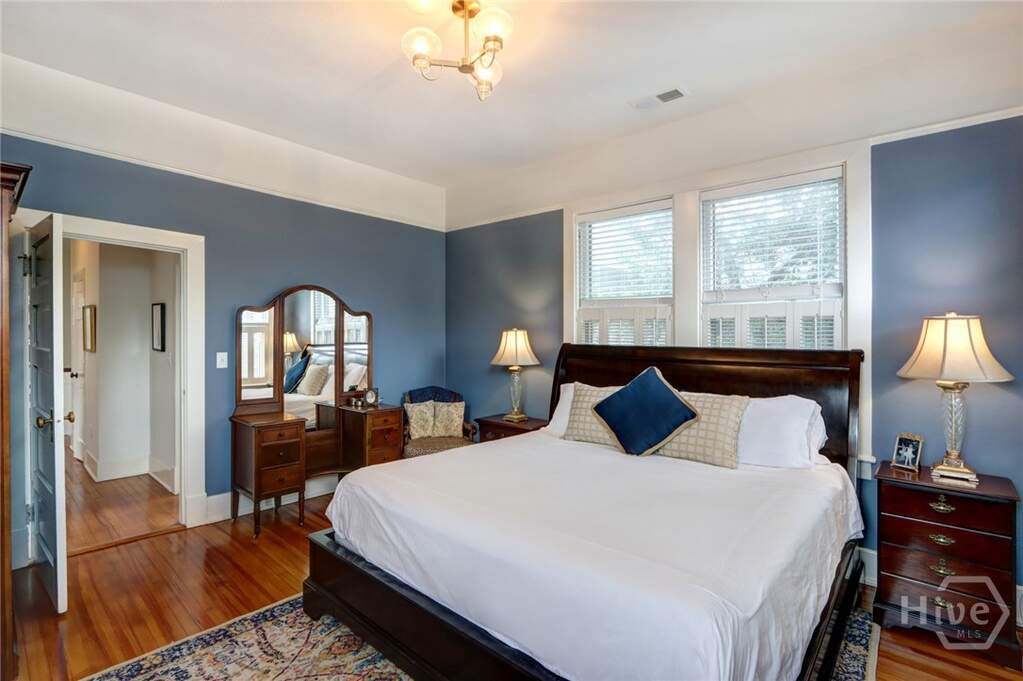 4 Bedroom Single Family Home/House's Image 38