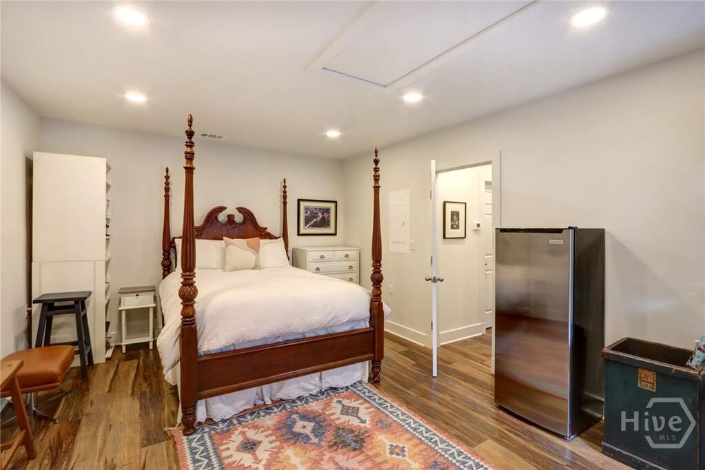 4 Bedroom Single Family Home/House's Image 46