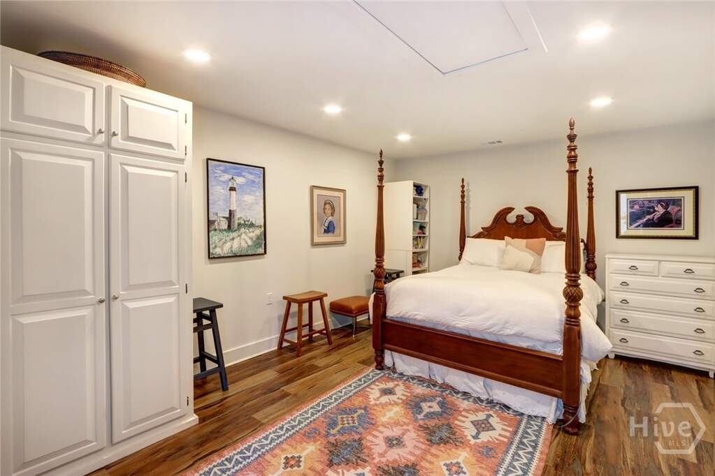 4 Bedroom Single Family Home/House's Image 47