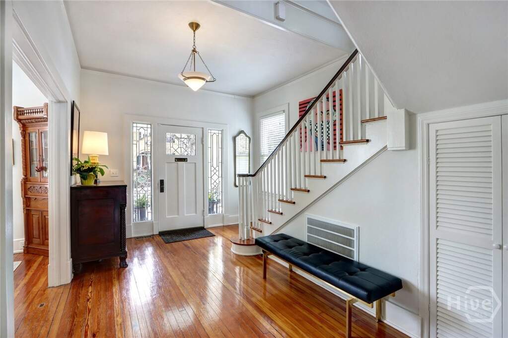 4 Bedroom Single Family Home/House's Image 6
