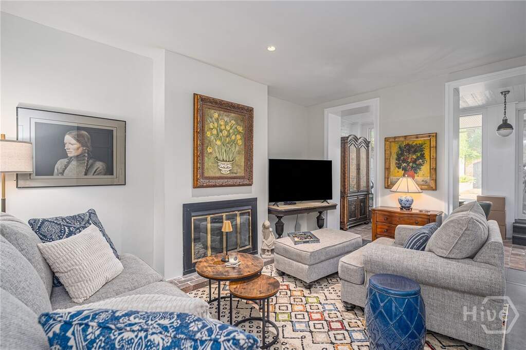 3 Bedroom Villa/Townhouse's Image 41