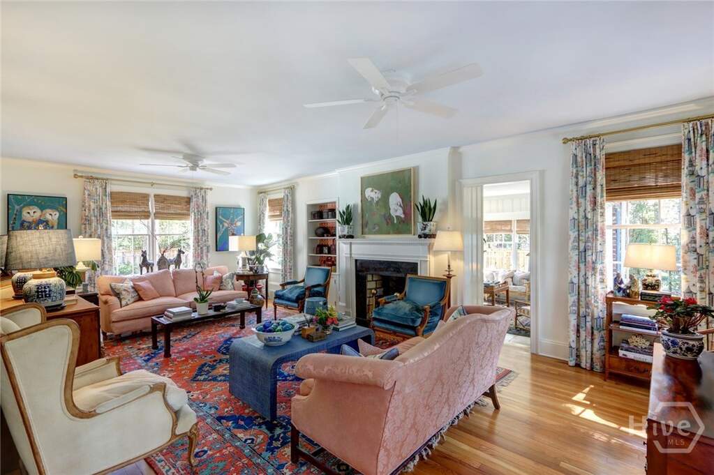 4 Bedroom Single Family Home/House's Image 10