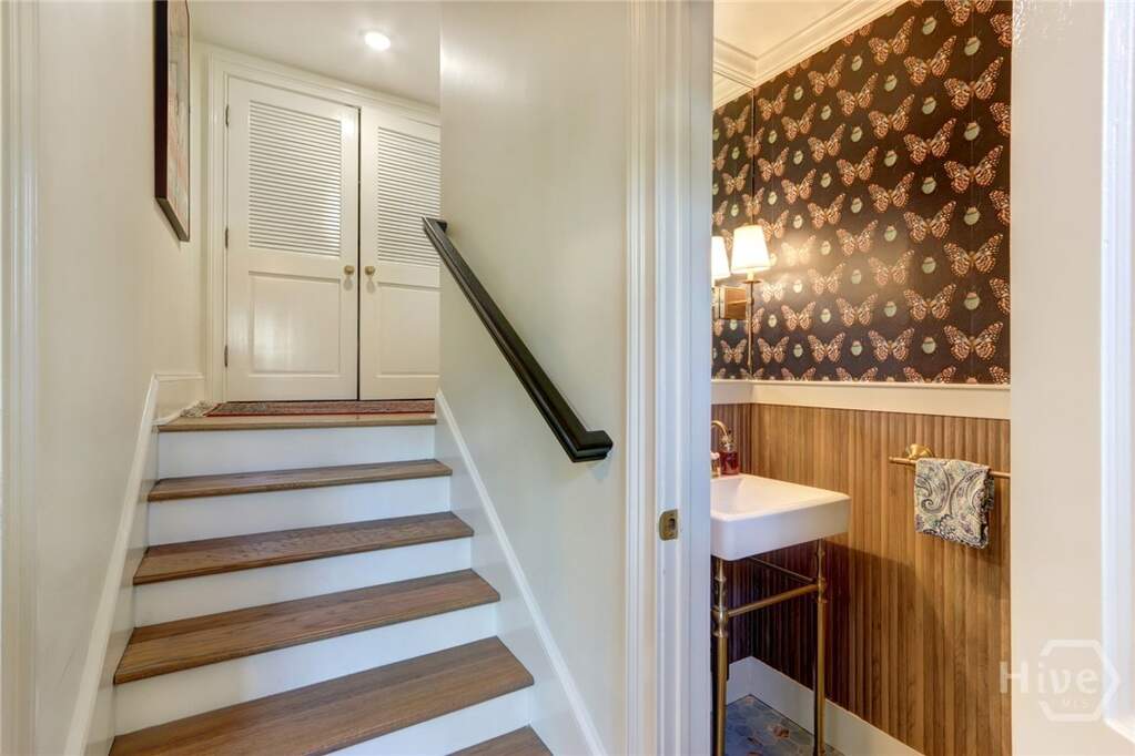 4 Bedroom Single Family Home/House's Image 21