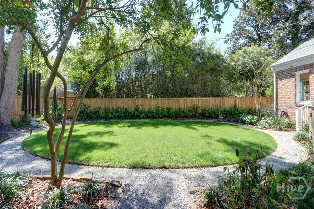 4 Bedroom Single Family Home/House's Image 27