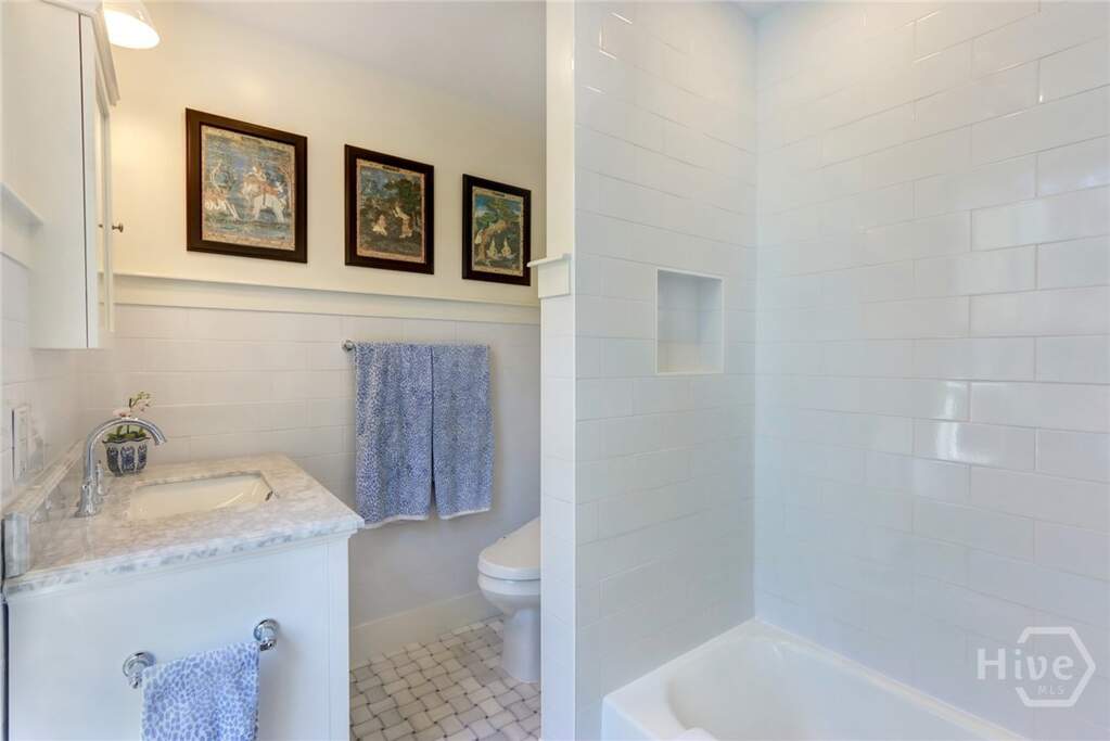 4 Bedroom Single Family Home/House's Image 37