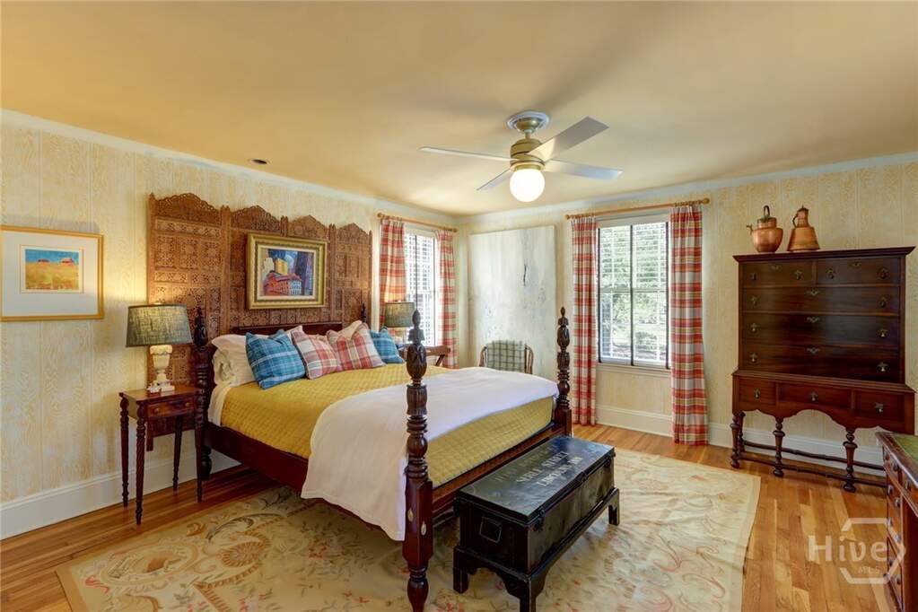 4 Bedroom Single Family Home/House's Image 43