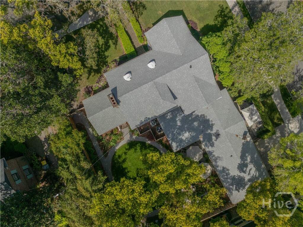 4 Bedroom Single Family Home/House's Image 46