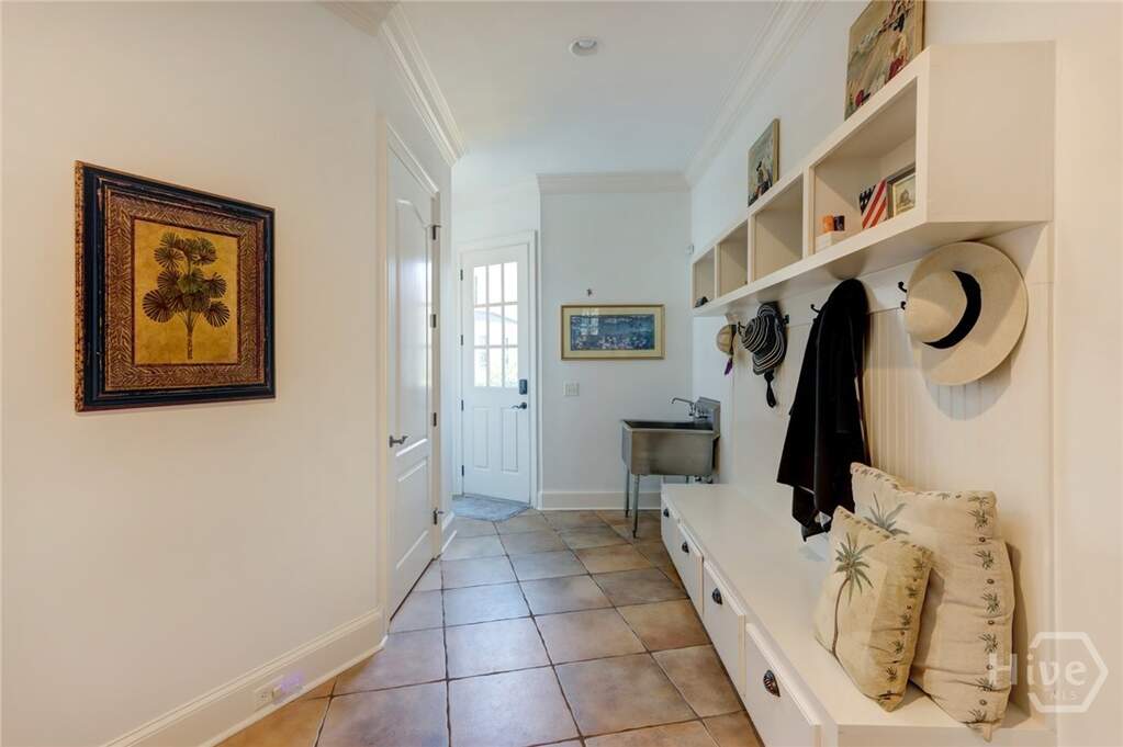 5 Bedroom Single Family Home/House's Image 25