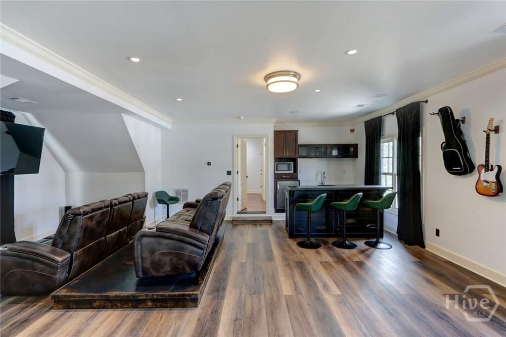 5 Bedroom Single Family Home/House's Image 52