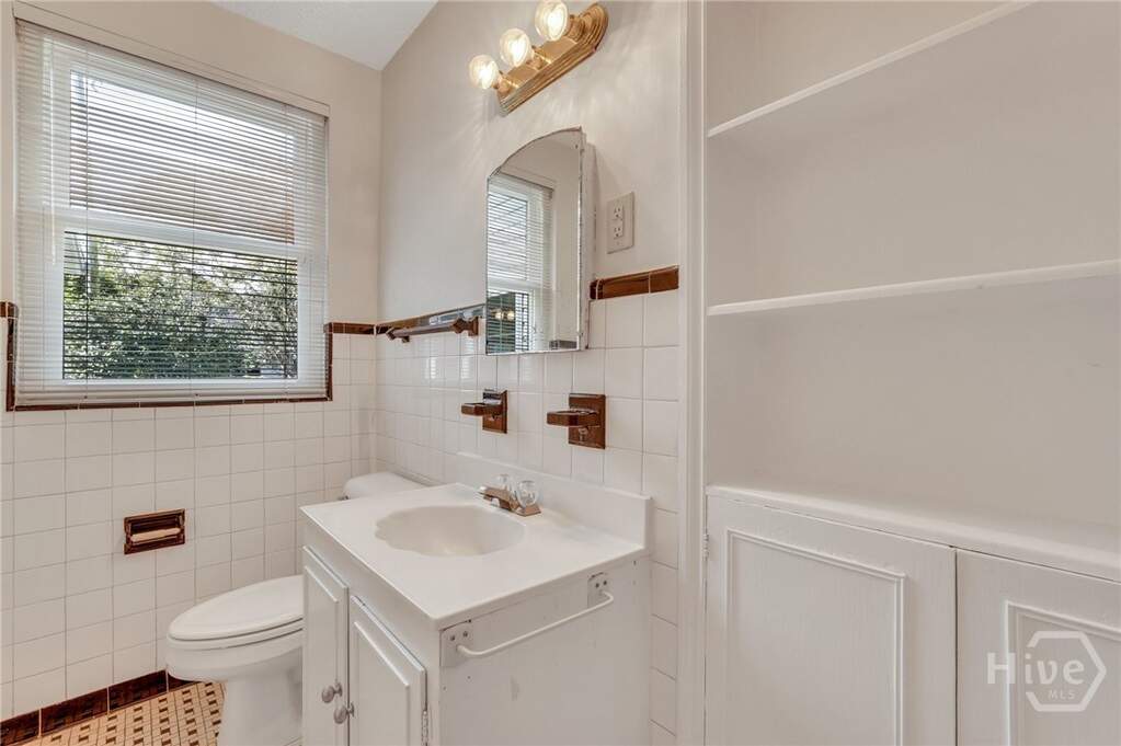 3 Bedroom Single Family Home/House's Image 29