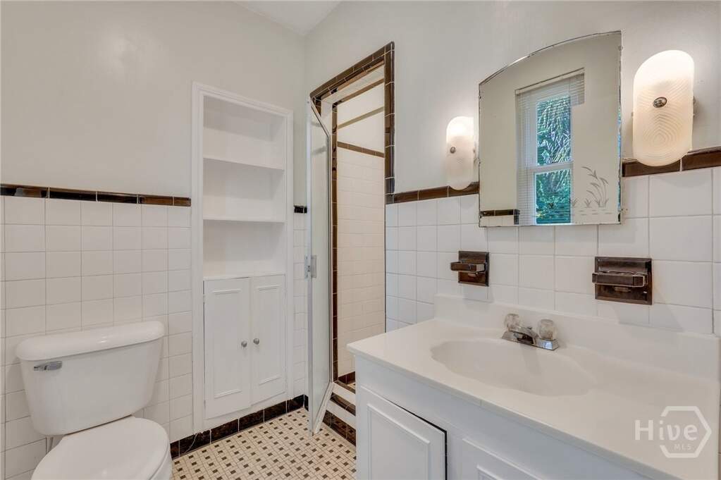 3 Bedroom Single Family Home/House's Image 35