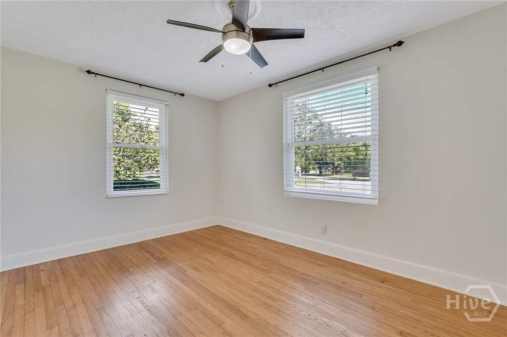 3 Bedroom Single Family Home/House's Image 37