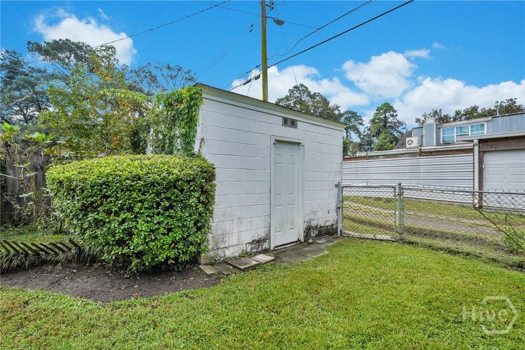 3 Bedroom Single Family Home/House's Image 44