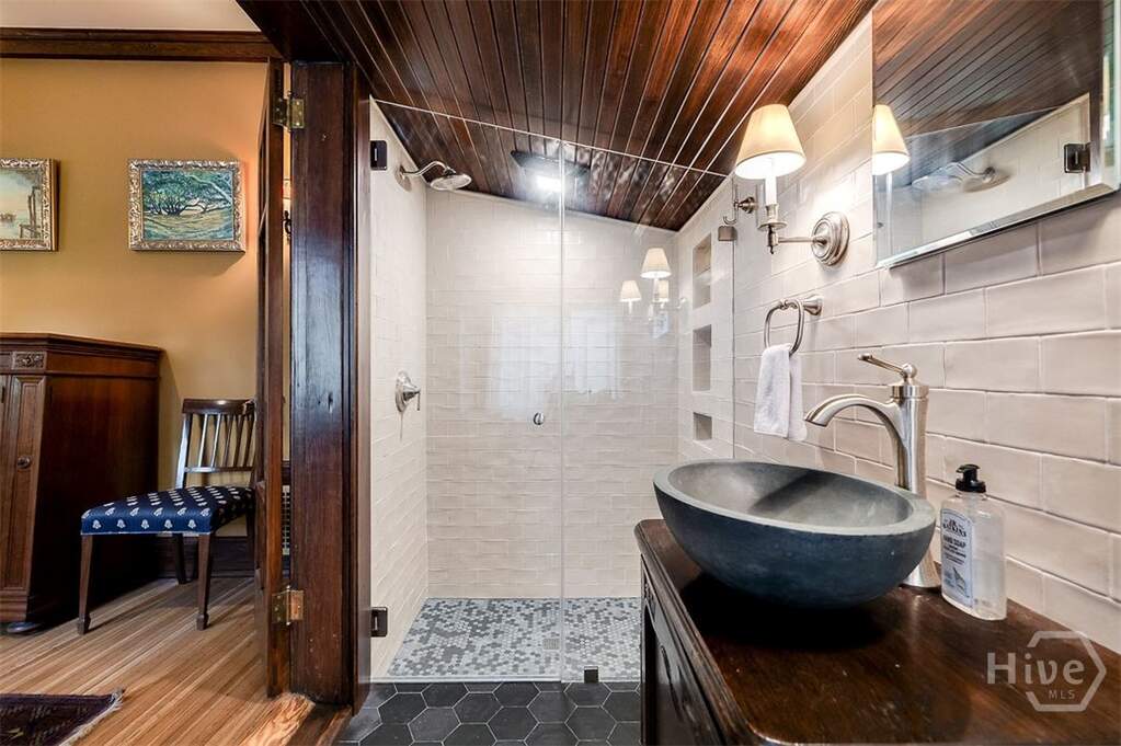 3 Bedroom Single Family Home/House's Image 10