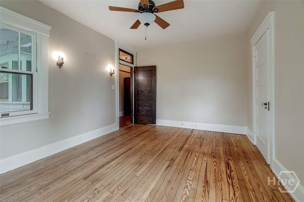 3 Bedroom Single Family Home/House's Image 37