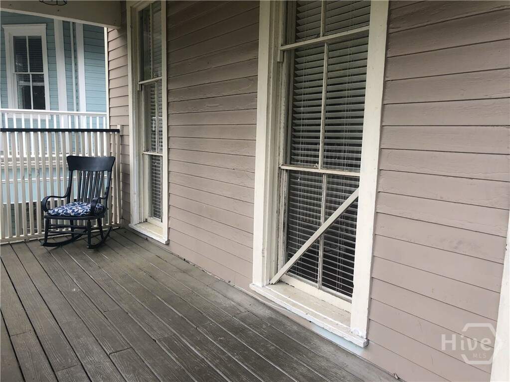 6 Bedroom Multi Unit's Image 24
