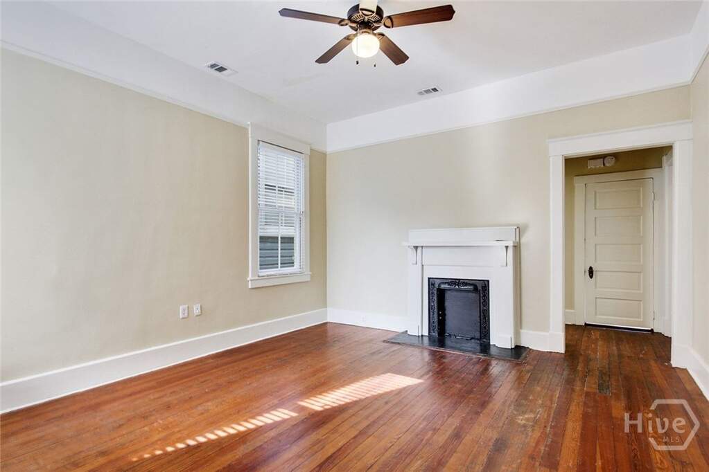 6 Bedroom Multi Unit's Image 28