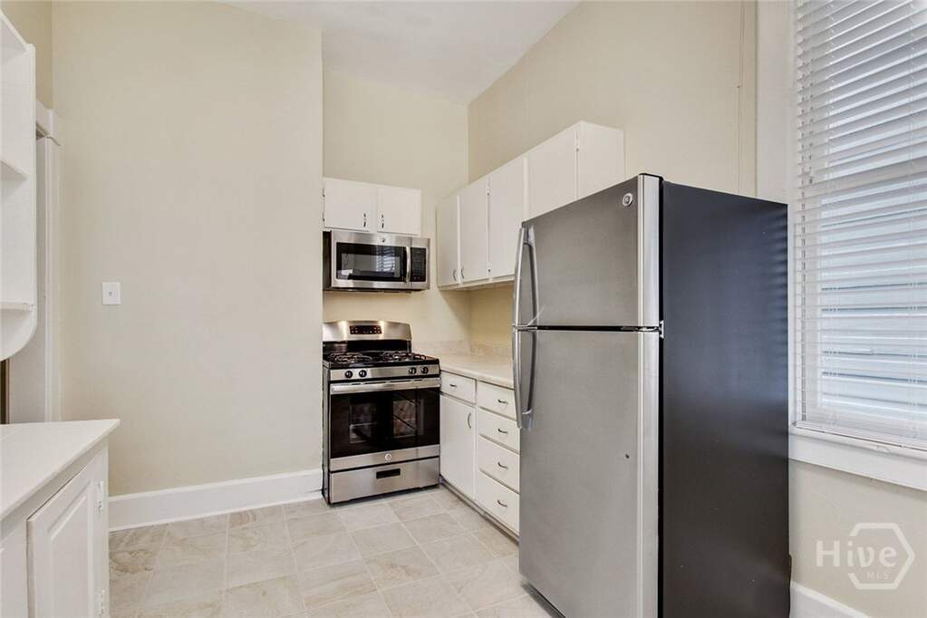 6 Bedroom Multi Unit's Image 30