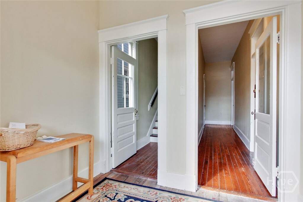 6 Bedroom Multi Unit's Image 33