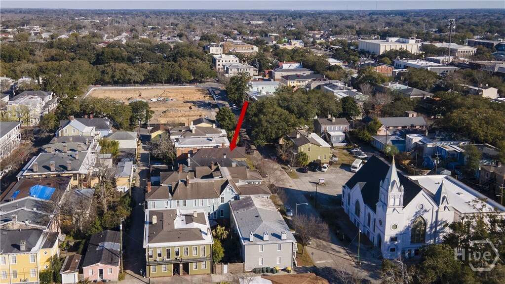 6 Bedroom Multi Unit's Image 34