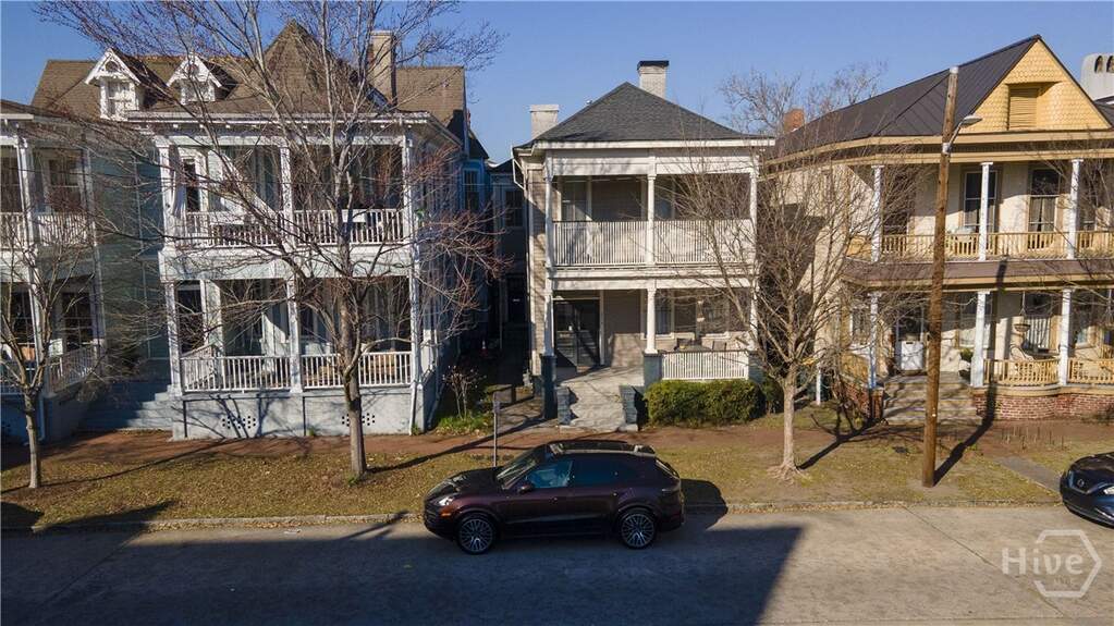 6 Bedroom Multi Unit's Image 39