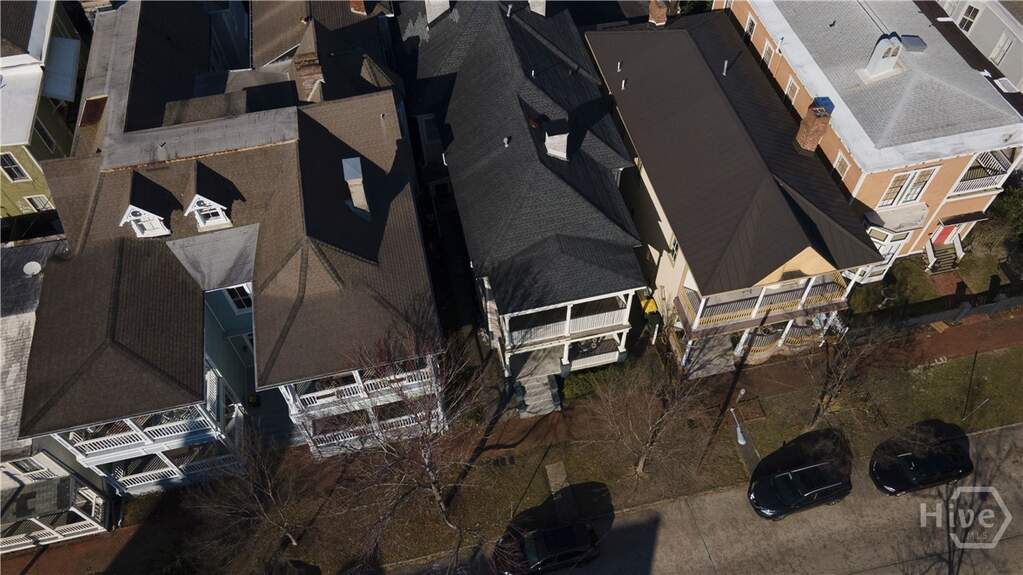6 Bedroom Multi Unit's Image 42