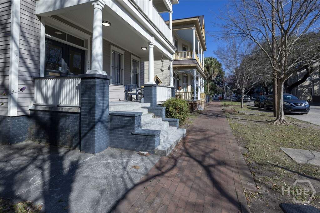 6 Bedroom Multi Unit's Image 45