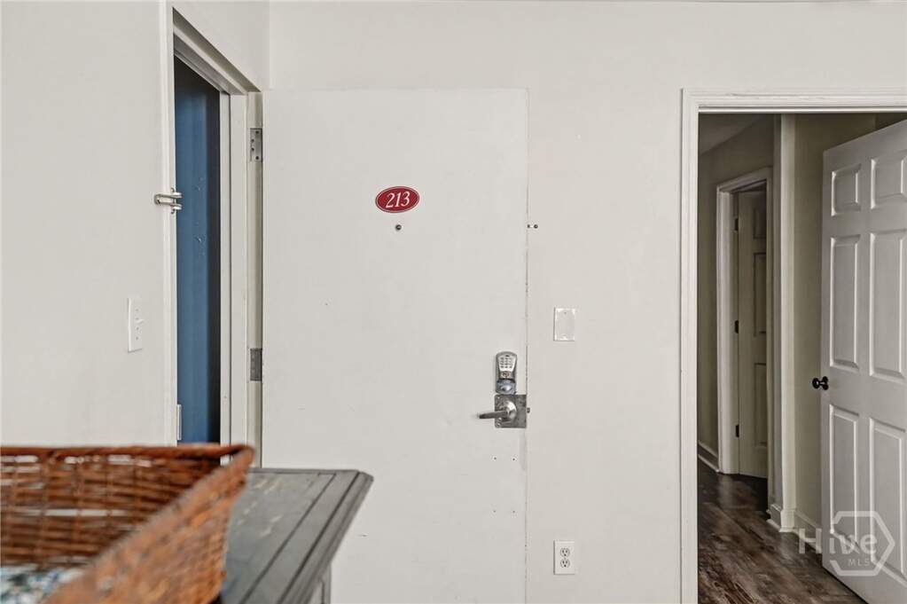 4 Bedroom Apartment/Flat's Image 32