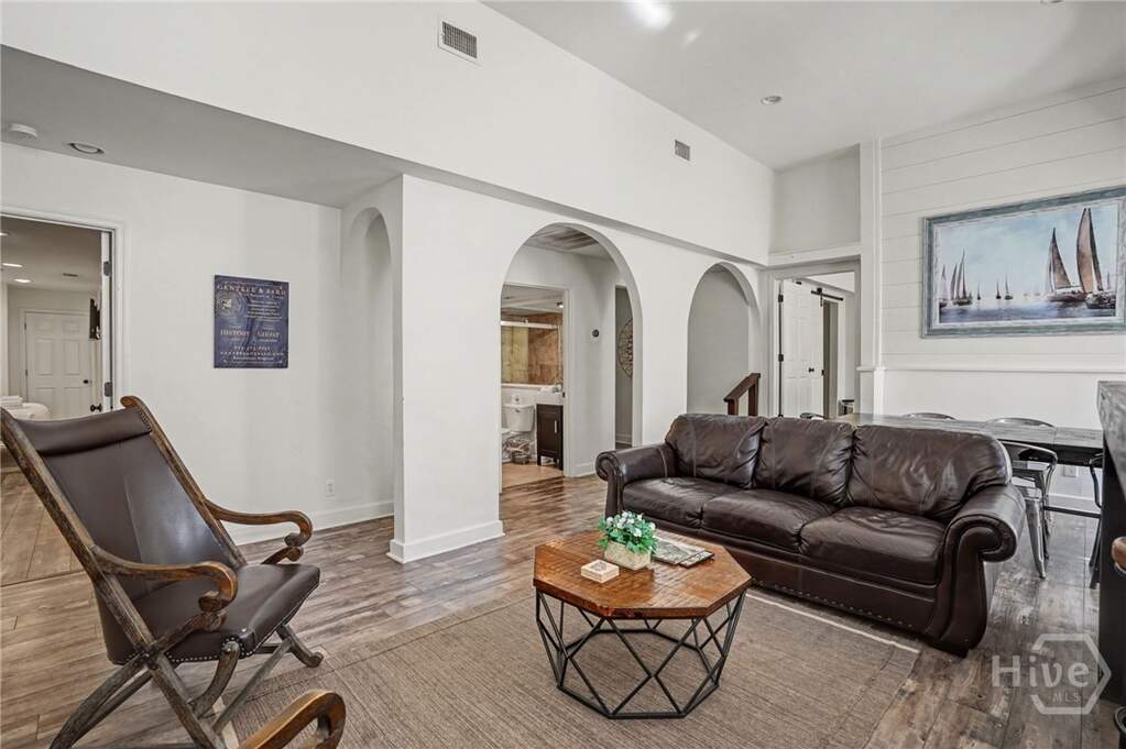 4 Bedroom Apartment/Flat's Image 4