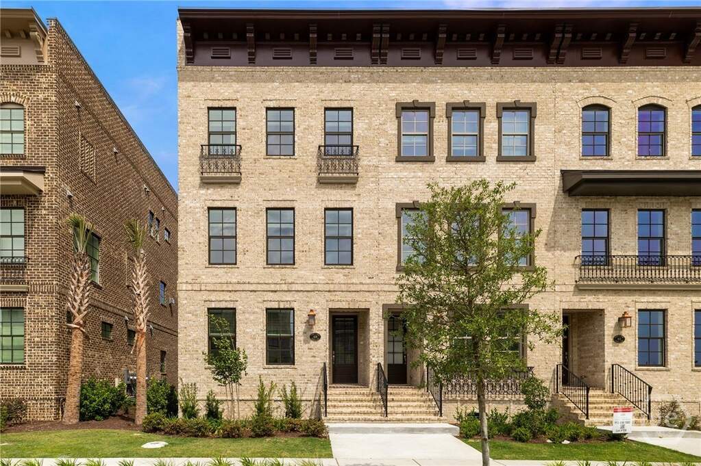3 Bedroom Villa/Townhouse's Image 12