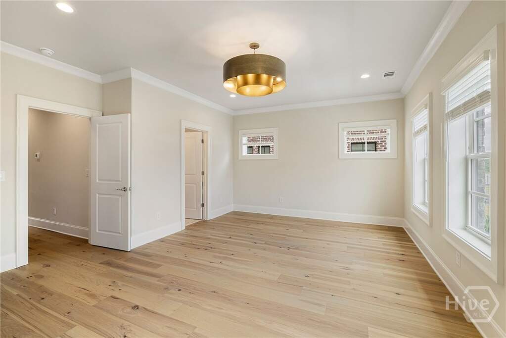 3 Bedroom Villa/Townhouse's Image 41