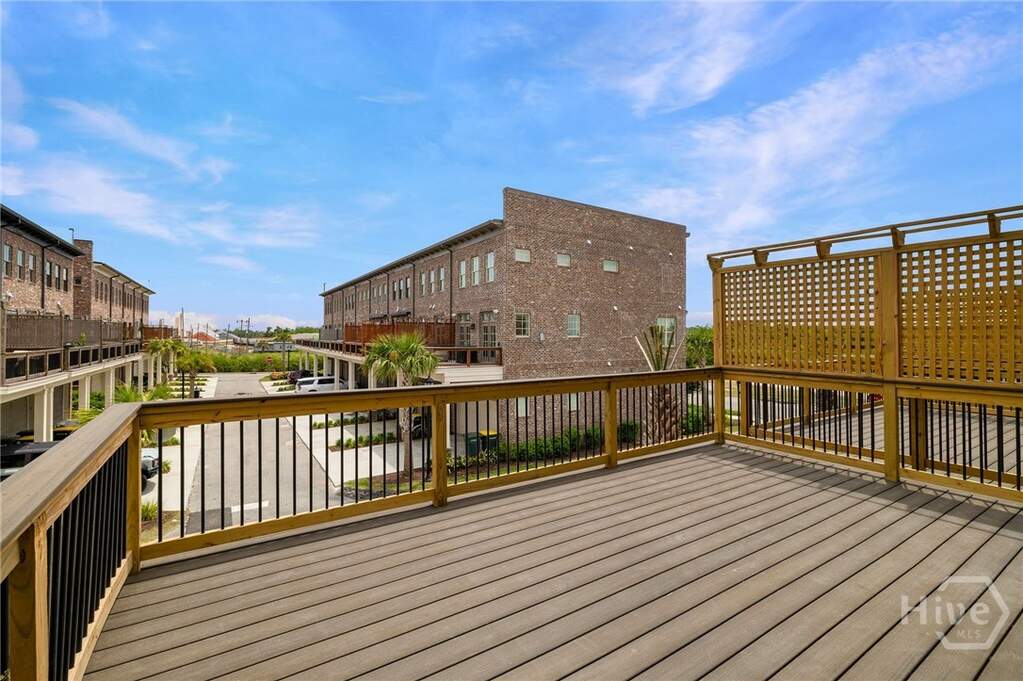 3 Bedroom Villa/Townhouse's Image 55