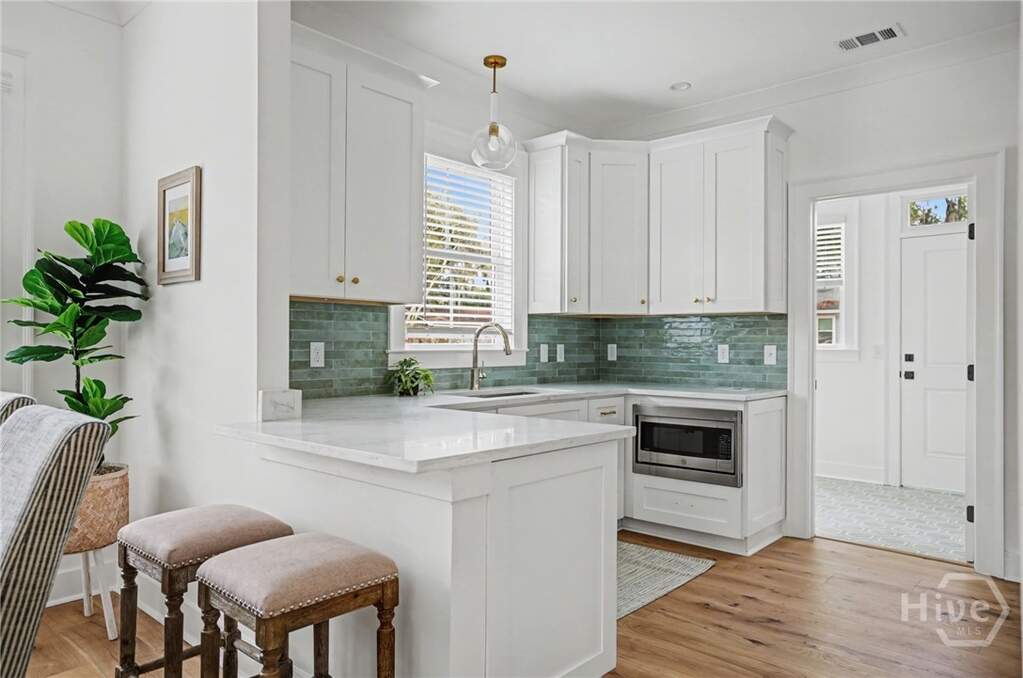 3 Bedroom Single Family Home/House's Image 7