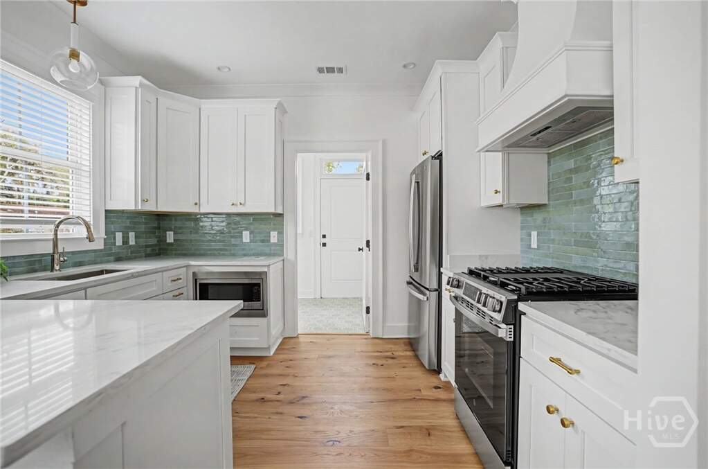 3 Bedroom Single Family Home/House's Image 9