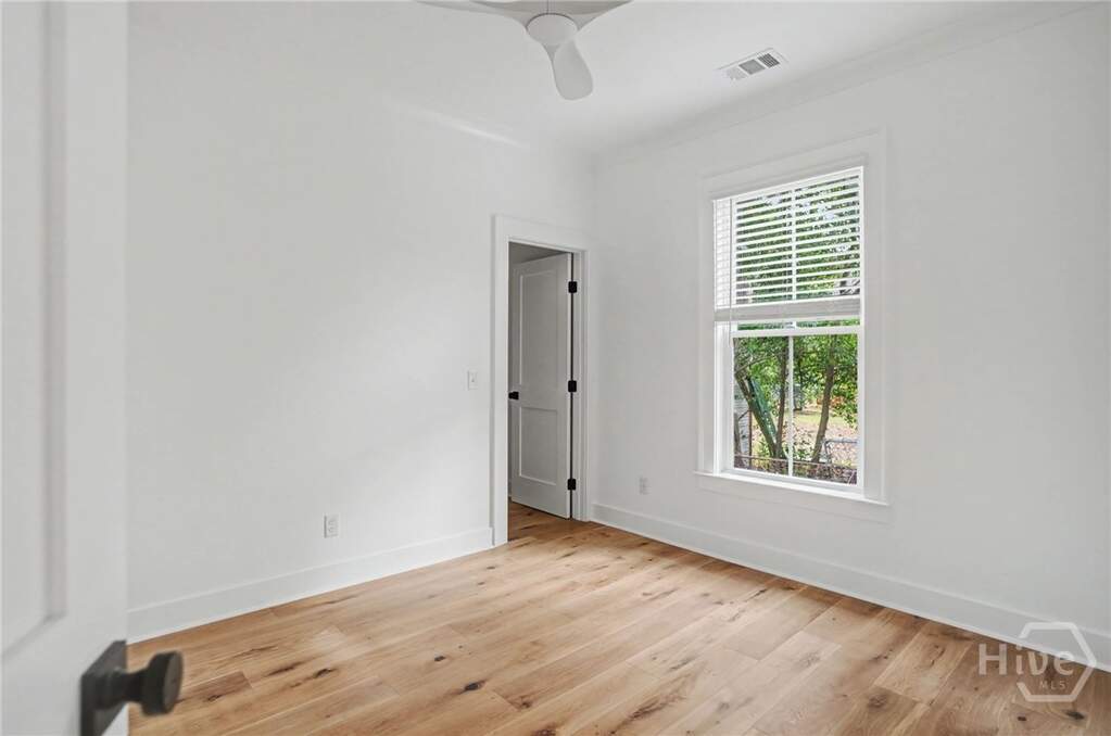 3 Bedroom Single Family Home/House's Image 25