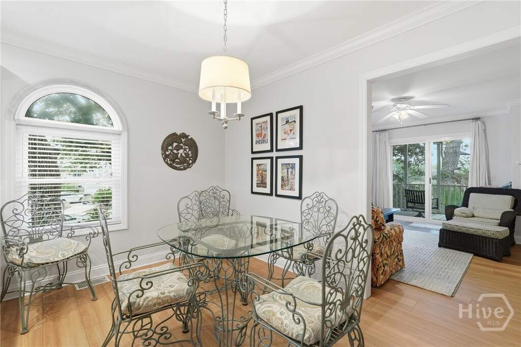 3 Bedroom Villa/Townhouse's Image 13